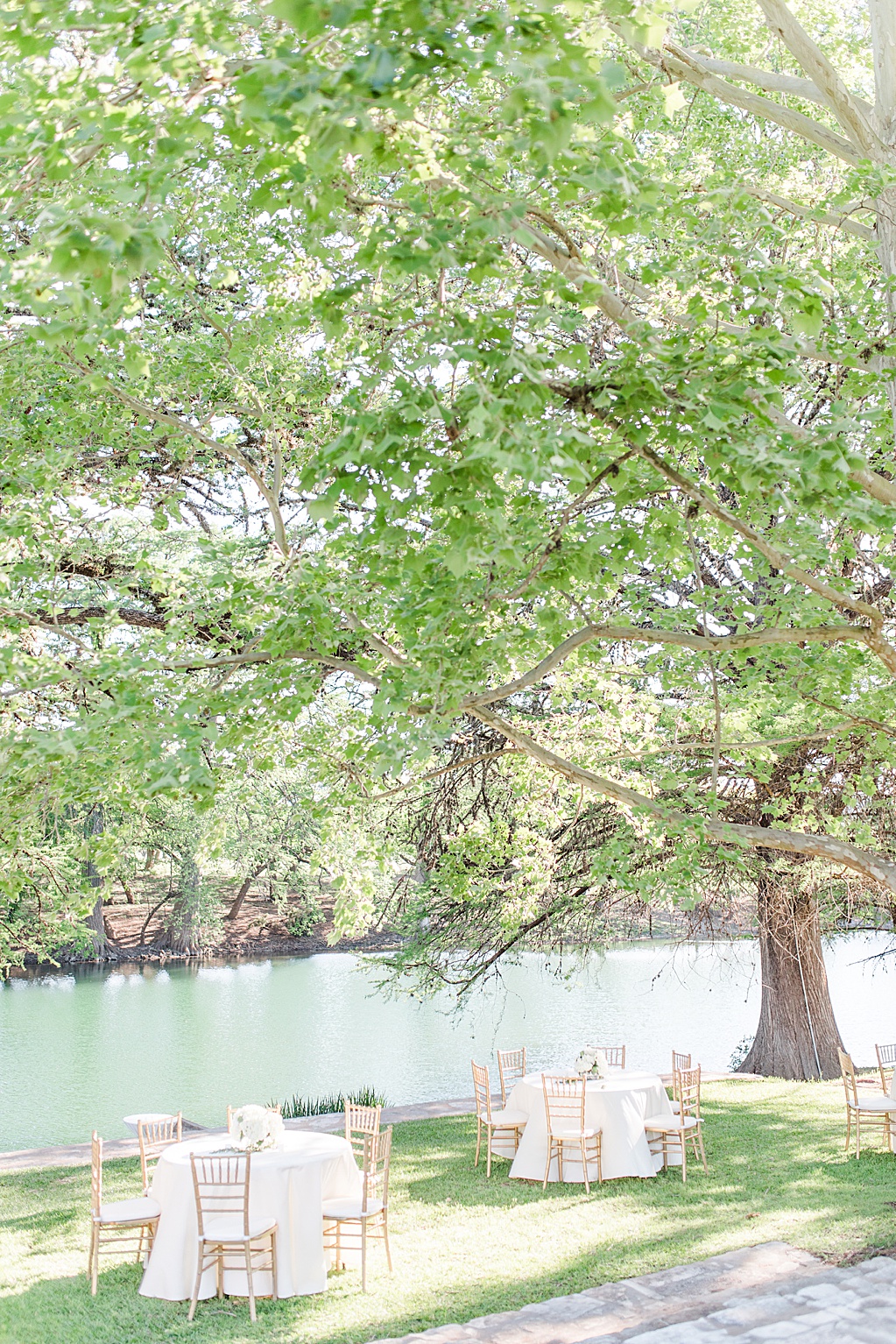 A Camp Waldemar Wedding photos in Hunt Texas by Allison Jeffers Photography 0177