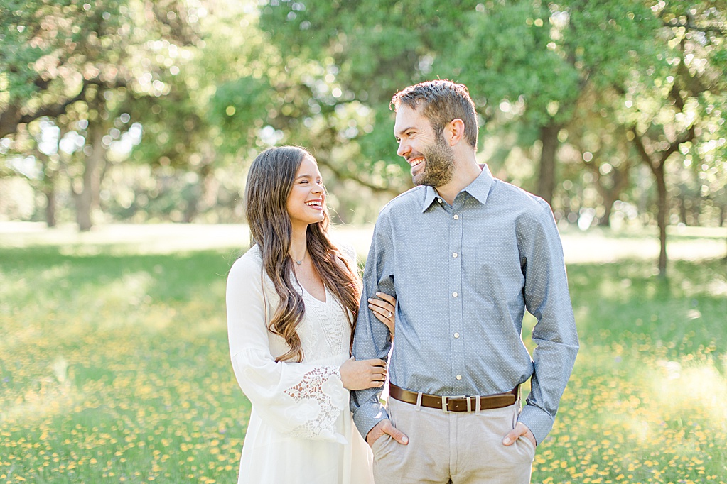 Engagement Photos at The Oaks At Boerne Wedding Venue 0001