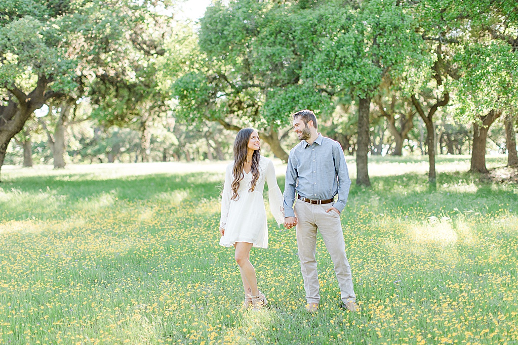 Engagement Photos at The Oaks At Boerne Wedding Venue 0002