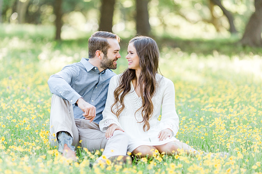 Engagement Photos at The Oaks At Boerne Wedding Venue 0025