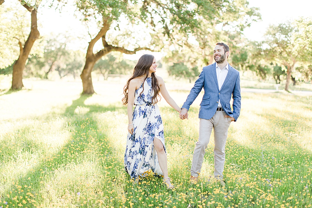 Engagement Photos at The Oaks At Boerne Wedding Venue 0031