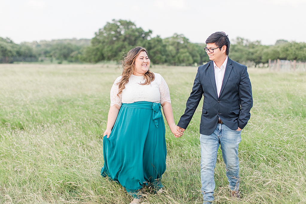 A Texas Engagement Session with Elephants in Fredericksburg 0002