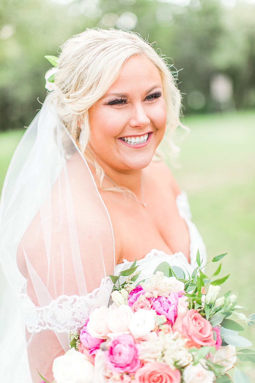 Spring Bridal Photos at The Chandelier of Gruene in New Braunfels texas 0020