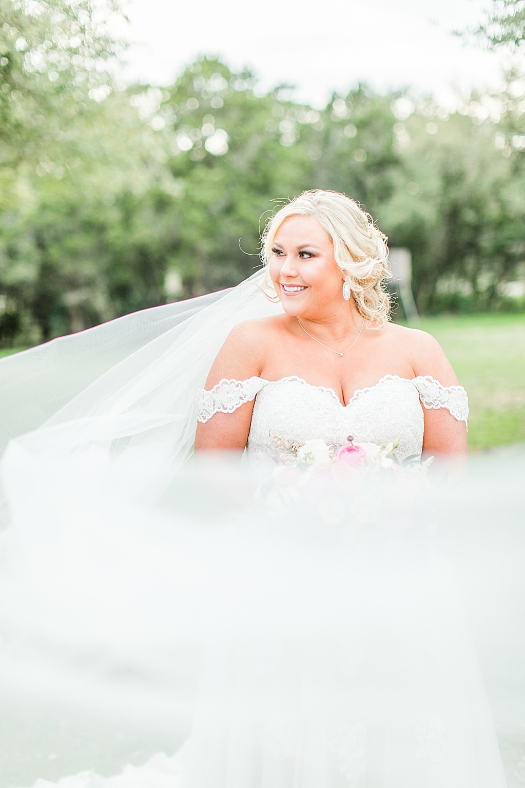 Spring Bridal Photos at The Chandelier of Gruene in New Braunfels texas 0023