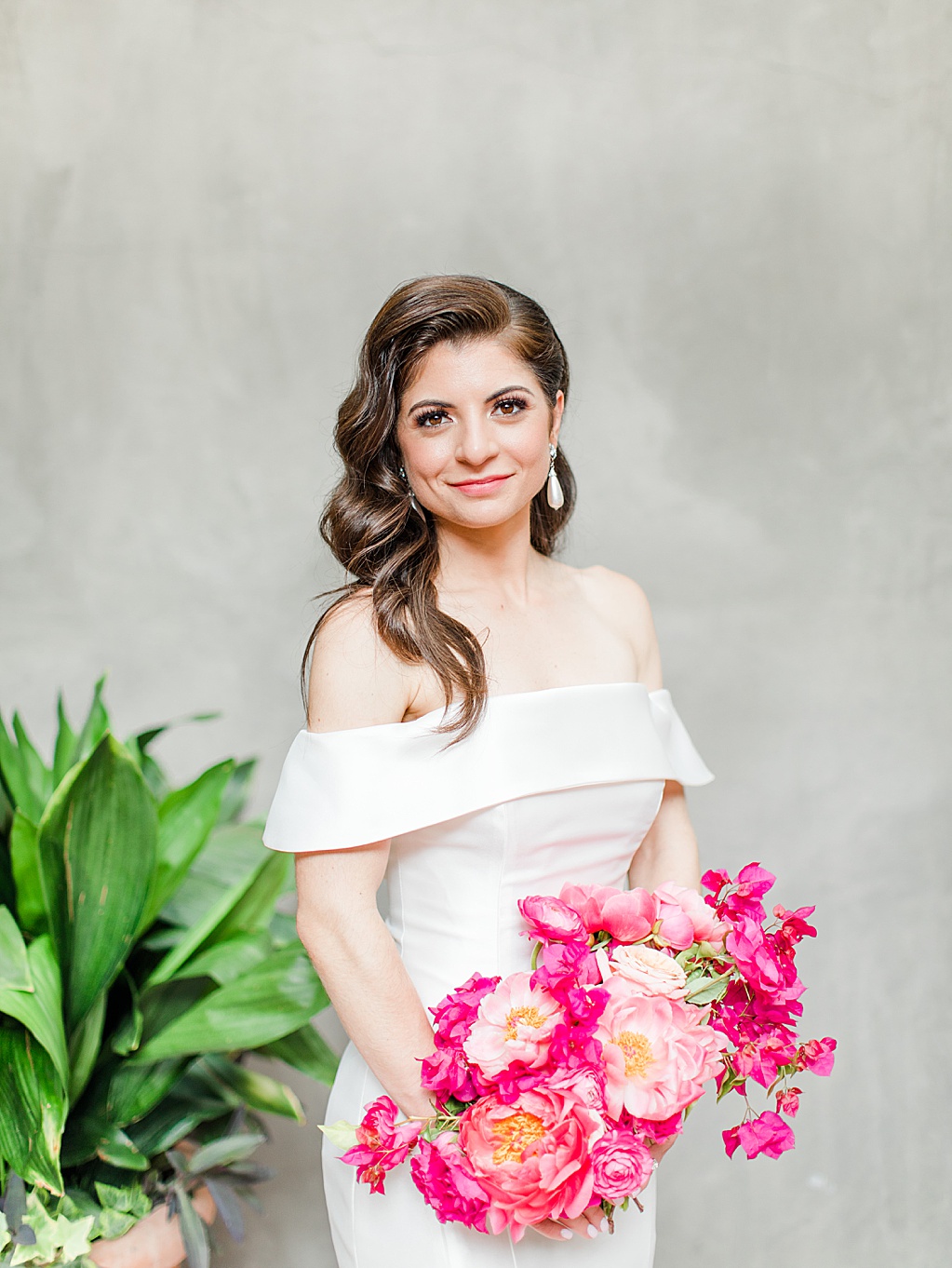 Spring Bridal Photos at The Hotel Emma in San Antonio Texas with Bougainvillea bouquet 0003