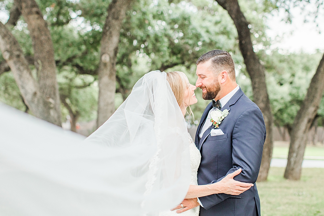 Fall Wedding at The Chandelier of Gruene in New Braunfels Texas by Allison Jeffers Photography 0124