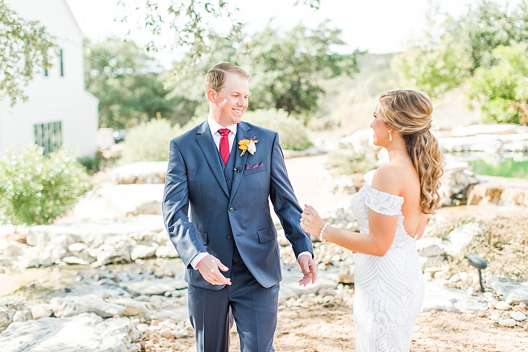 A Contigo Ranch Fall Wedding in Fredericksburg Texas by Allison Jeffers Photography 0028