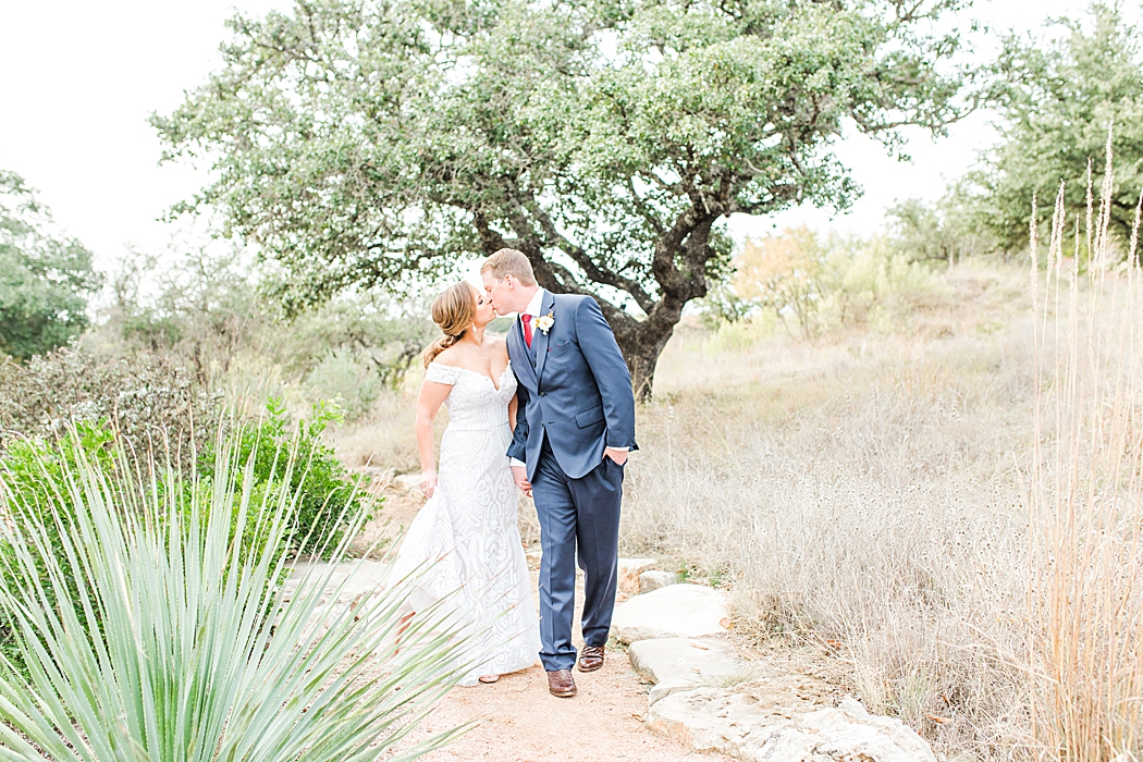A Contigo Ranch Fall Wedding in Fredericksburg Texas by Allison Jeffers Photography 0074