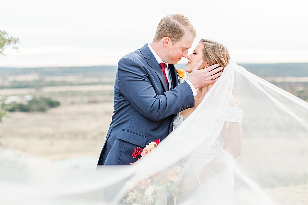 A Contigo Ranch Fall Wedding in Fredericksburg Texas by Allison Jeffers Photography 0118