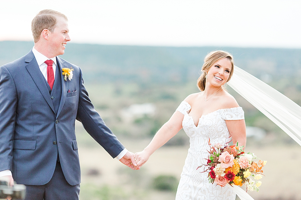 A Contigo Ranch Fall Wedding in Fredericksburg Texas by Allison Jeffers Photography 0125
