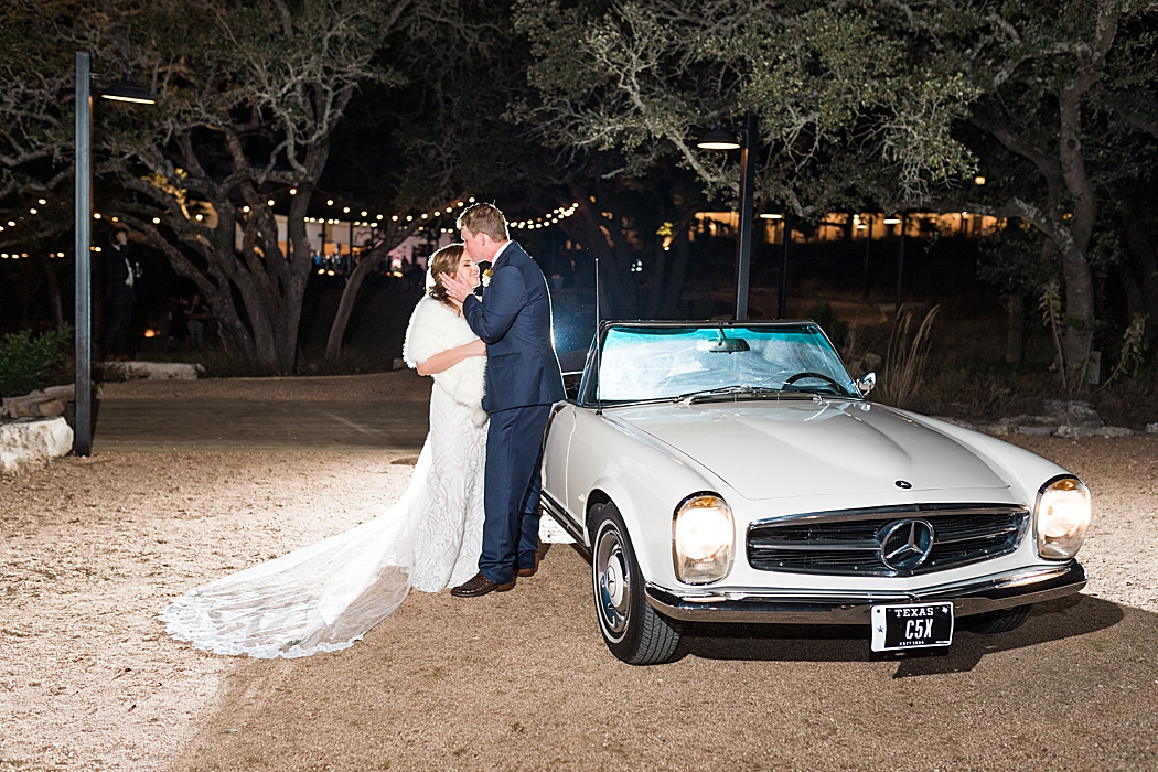 A Contigo Ranch Fall Wedding in Fredericksburg Texas by Allison Jeffers Photography 0233