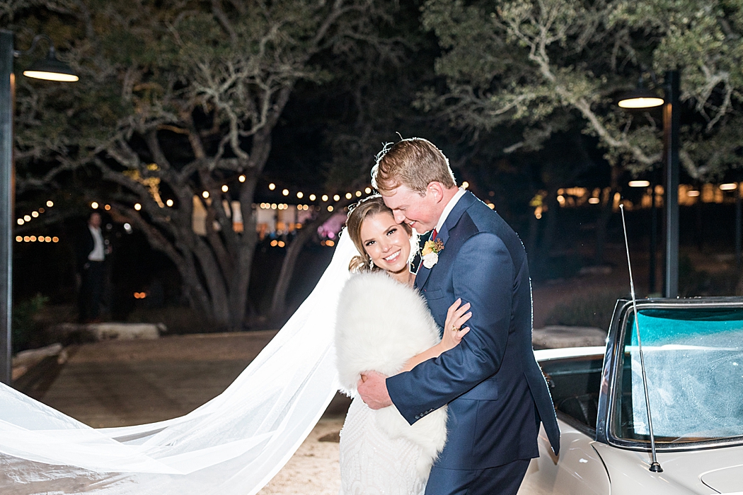A Contigo Ranch Fall Wedding in Fredericksburg Texas by Allison Jeffers Photography 0234