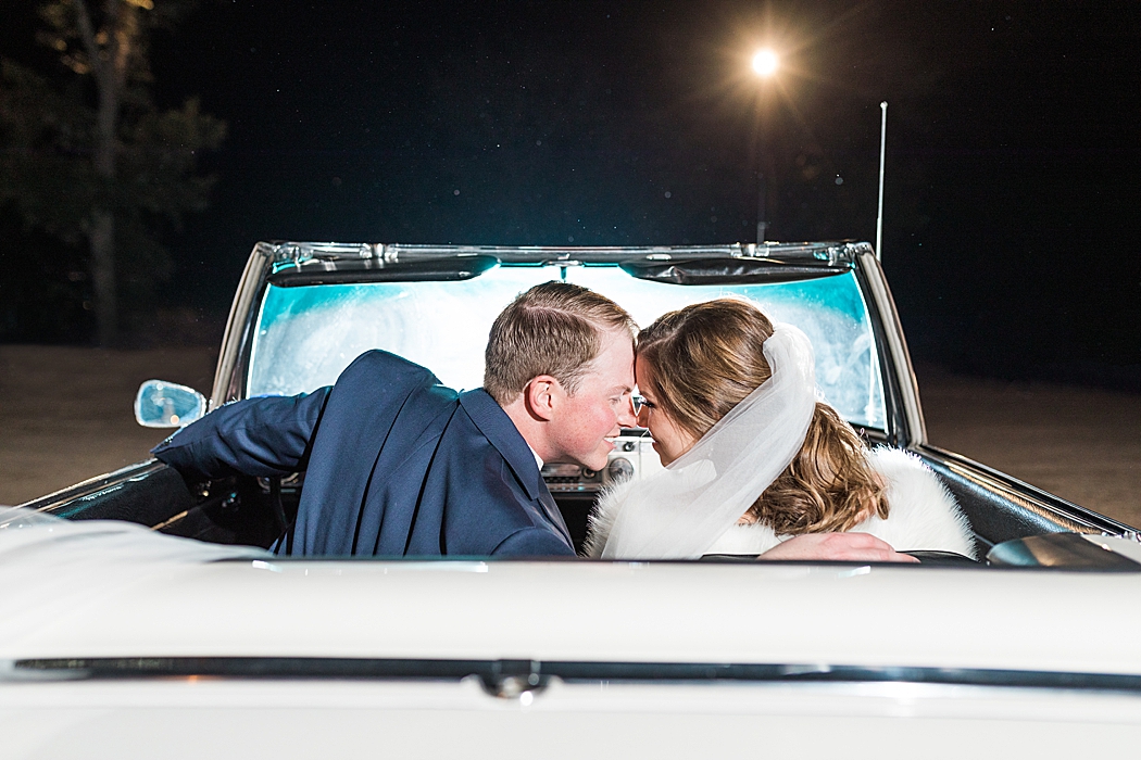A Contigo Ranch Fall Wedding in Fredericksburg Texas by Allison Jeffers Photography 0236