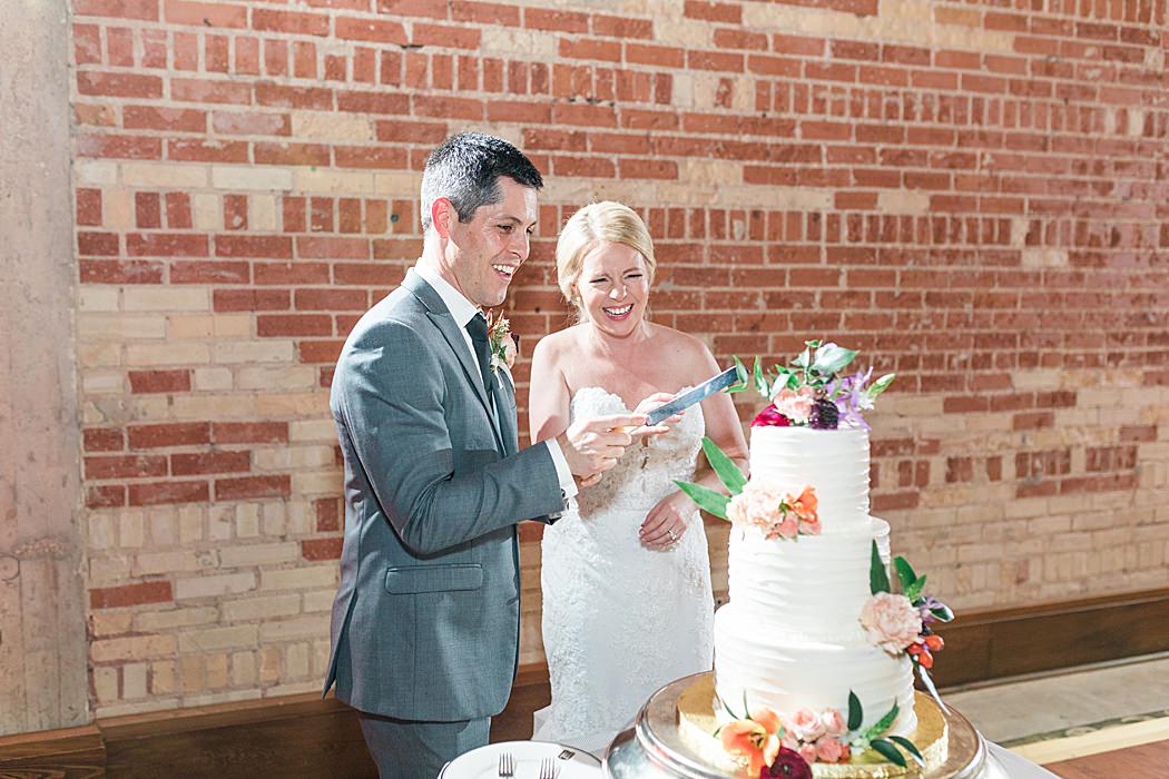 A Fall Wedding at The Hotel Emma in San Antonio By Allison Jeffers Photography 0168