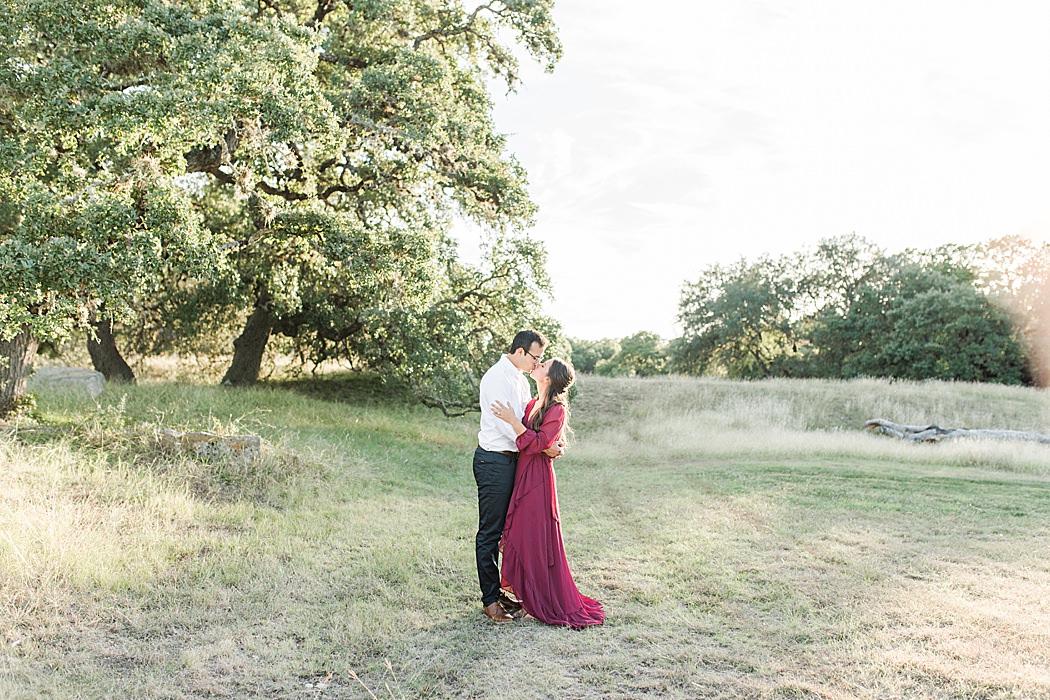 Kendall Plantation Engagement Photos in Boerne Texas by Allison Jeffers Photography 0032