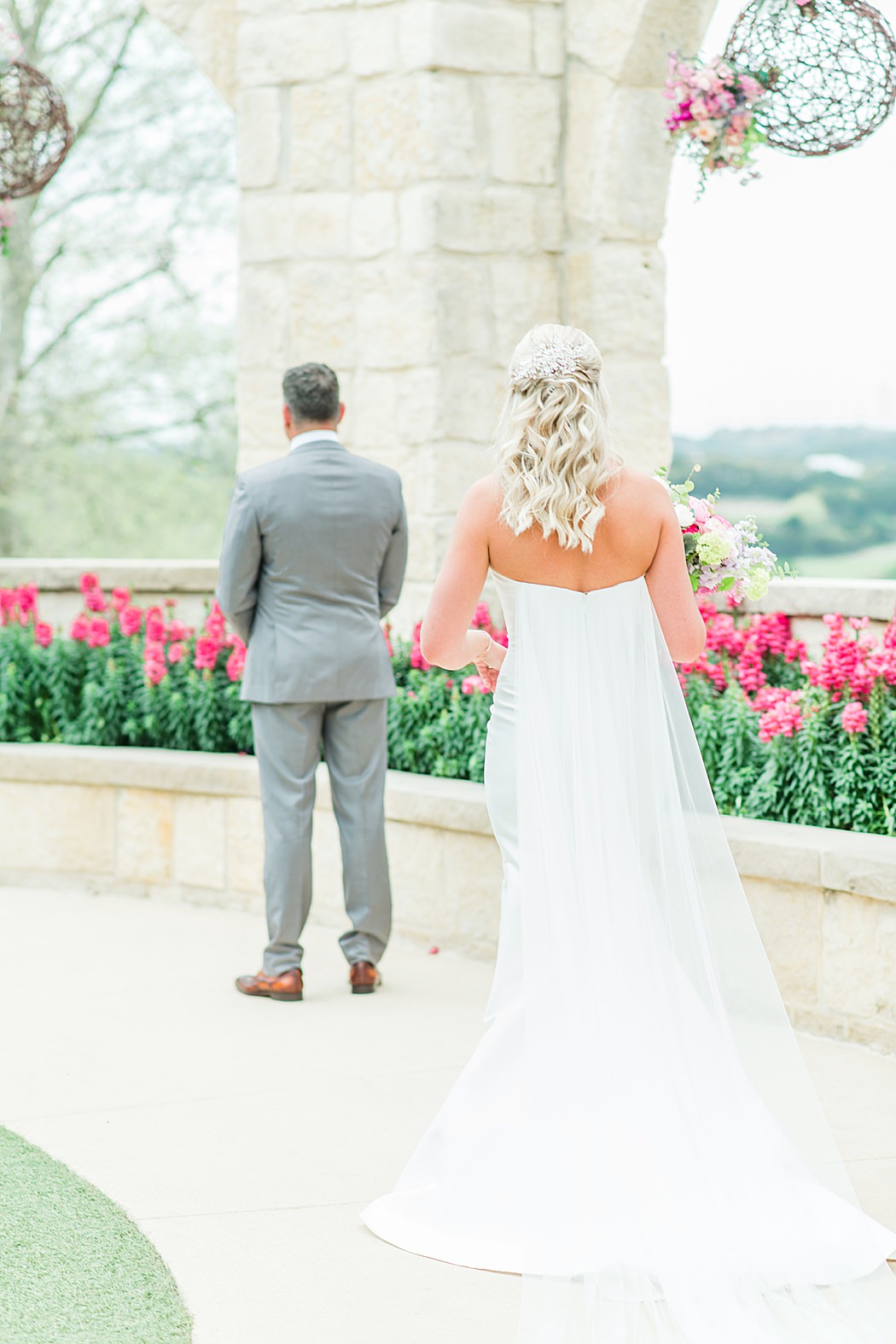 La Cantera Resort Wedding photos in San Antonio Texas by Allison Jeffers Photography 0076