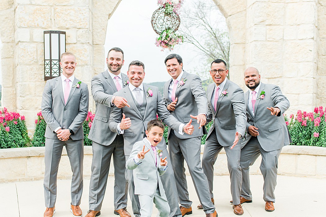 La Cantera Resort Wedding photos in San Antonio Texas by Allison Jeffers Photography 0110