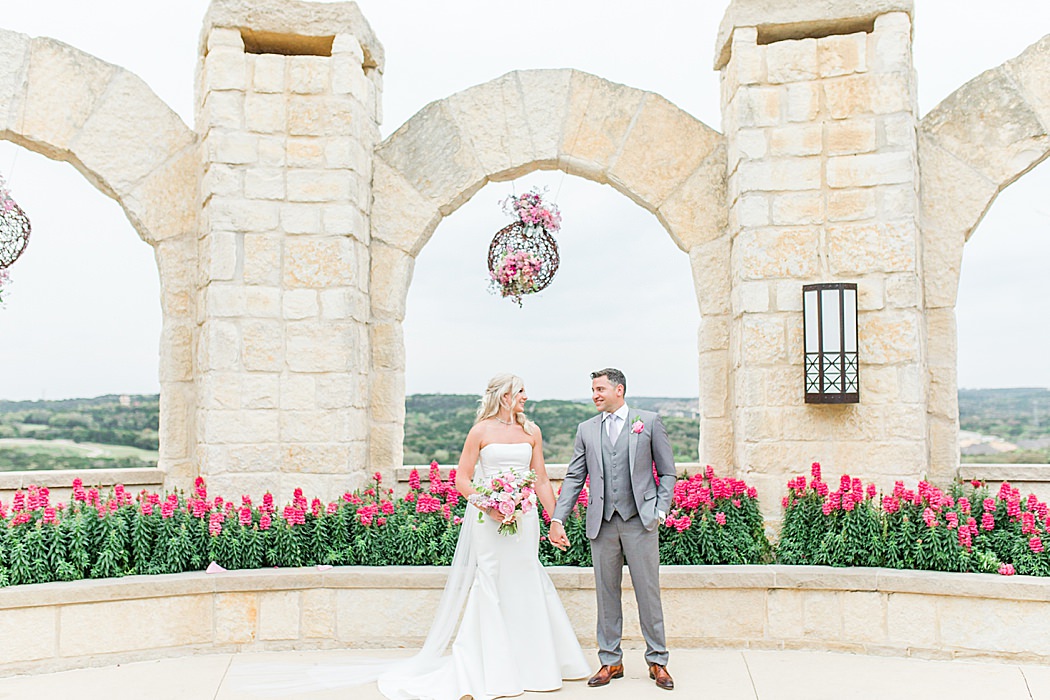La Cantera Resort Wedding photos in San Antonio Texas by Allison Jeffers Photography 0179