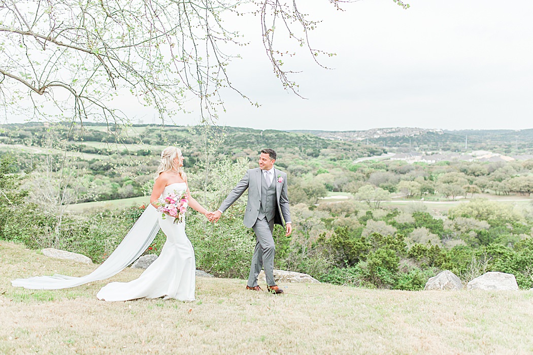 La Cantera Resort Wedding photos in San Antonio Texas by Allison Jeffers Photography 0187