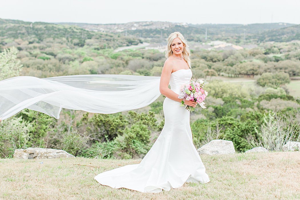 La Cantera Resort Wedding photos in San Antonio Texas by Allison Jeffers Photography 0189