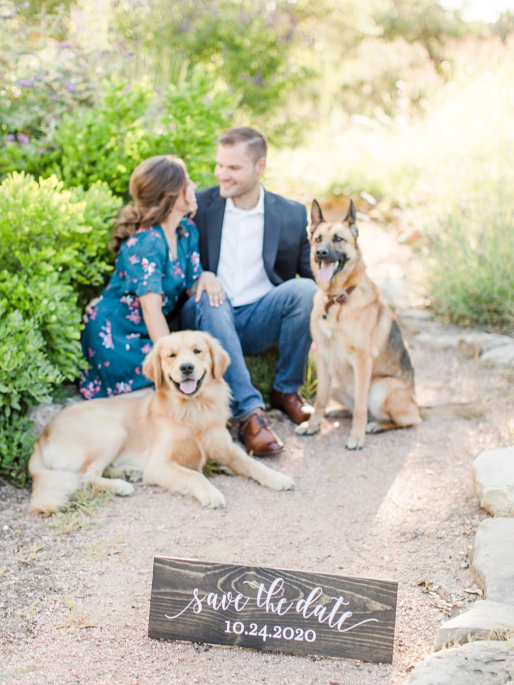 Contigo Ranch Engagement Session in Fredericksburg texas by Allison Jeffers Photography 0013