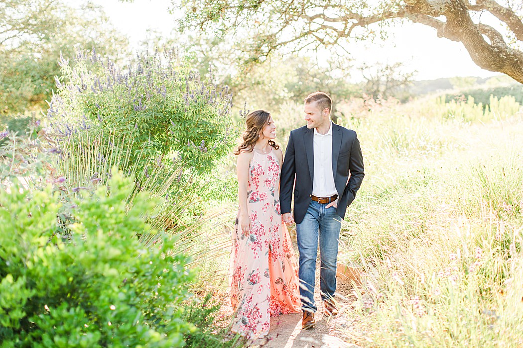 Contigo Ranch Engagement Session in Fredericksburg texas by Allison Jeffers Photography 0029