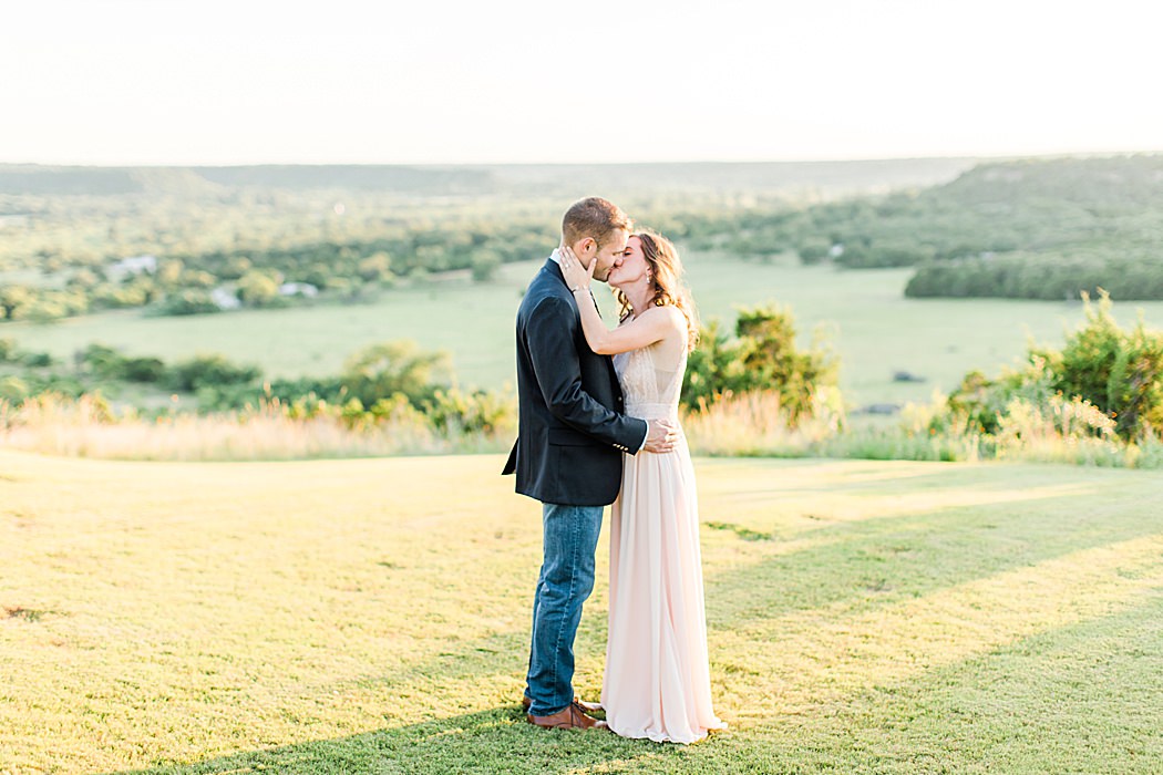 Contigo Ranch Engagement Session in Fredericksburg texas by Allison Jeffers Photography 0046