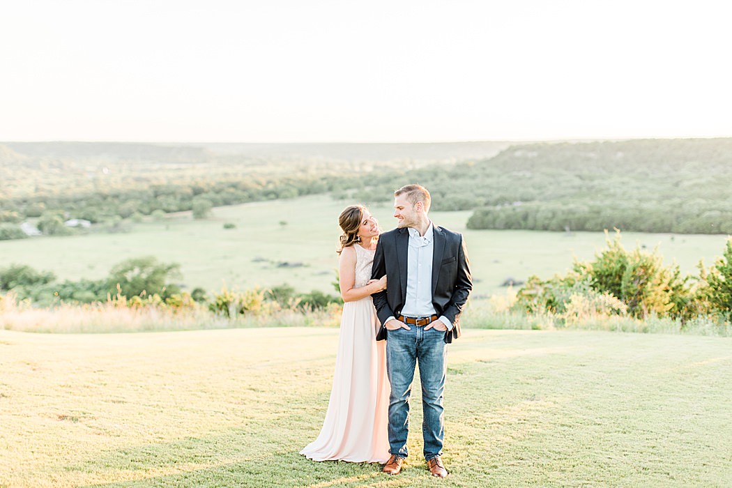 Contigo Ranch Engagement Session in Fredericksburg texas by Allison Jeffers Photography 0058