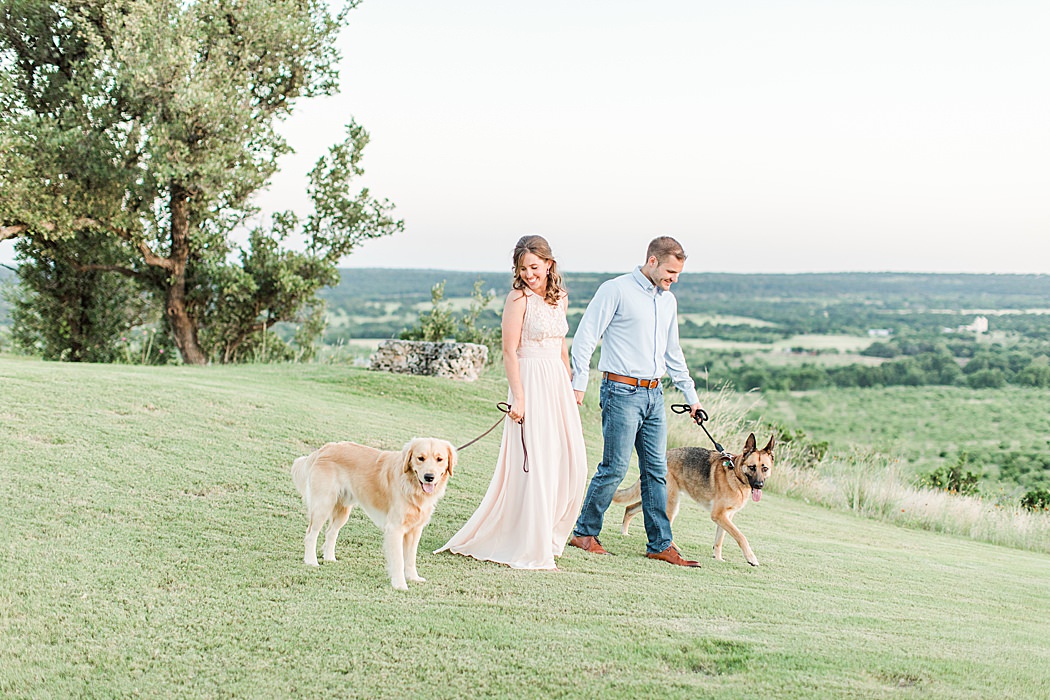 Contigo Ranch Engagement Session in Fredericksburg texas by Allison Jeffers Photography 0064