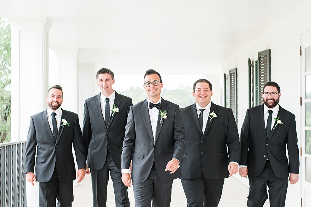A Black and White Summer wedding at Kendall Point venue in Boerne Texas 0030
