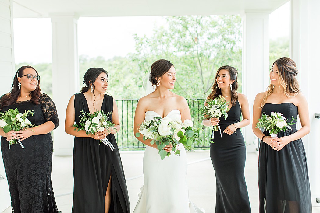 A Black and White Summer wedding at Kendall Point venue in Boerne Texas 0040