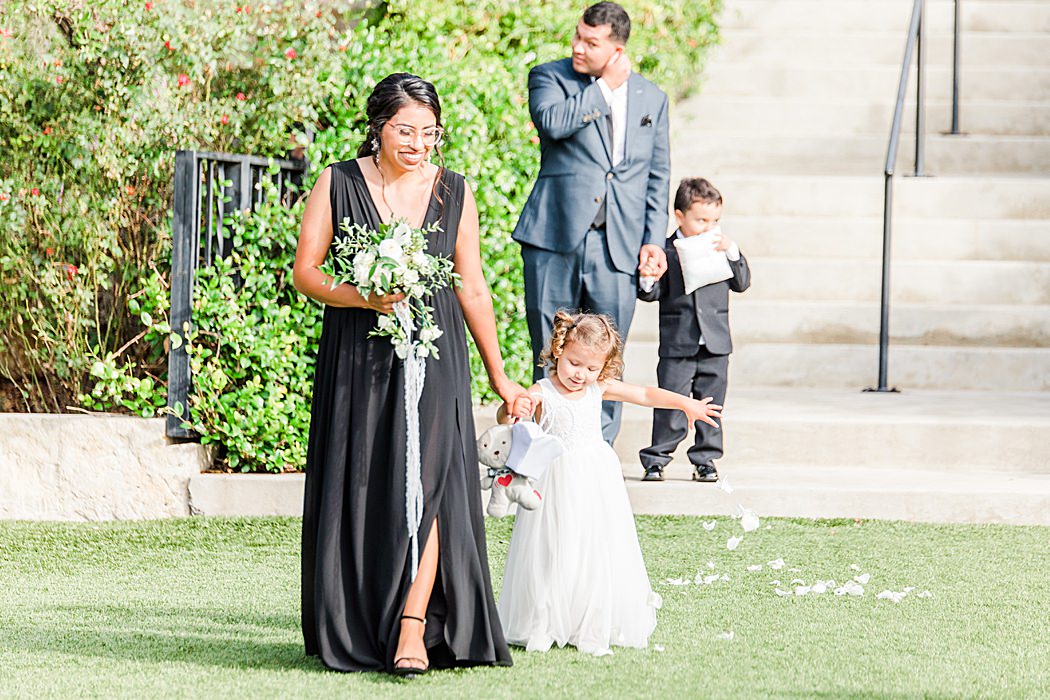 A Black and White Summer wedding at Kendall Point venue in Boerne Texas 0059