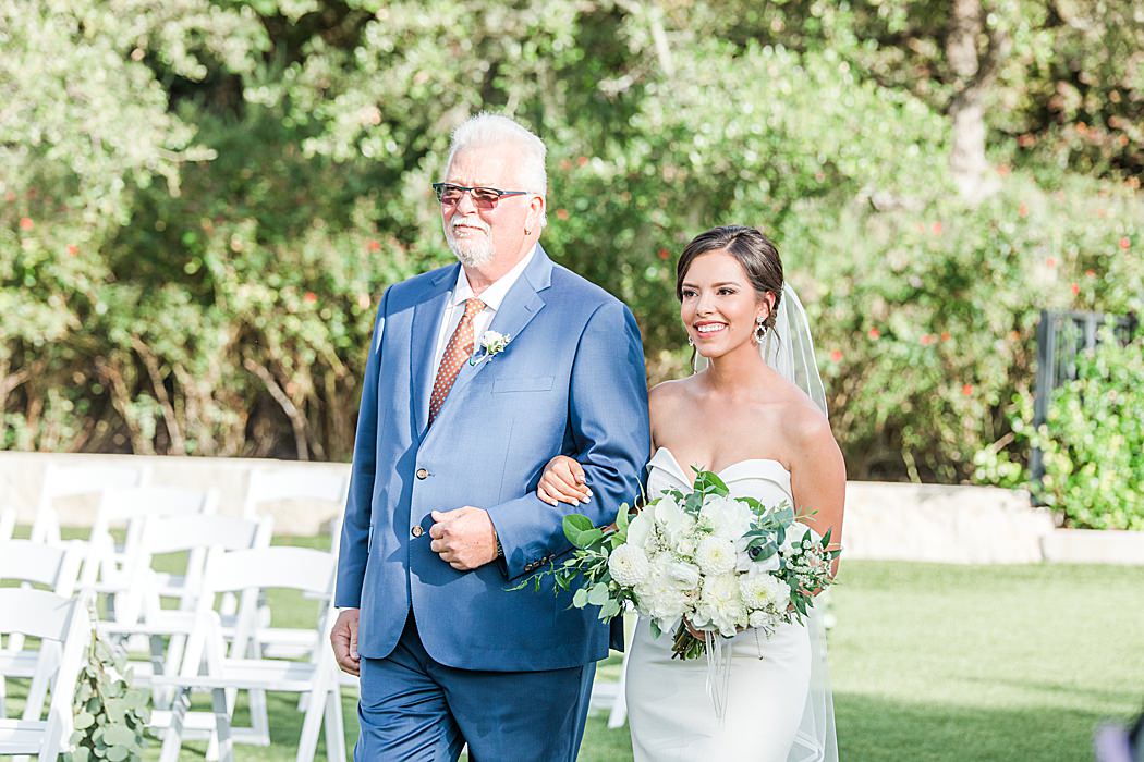 A Black and White Summer wedding at Kendall Point venue in Boerne Texas 0065