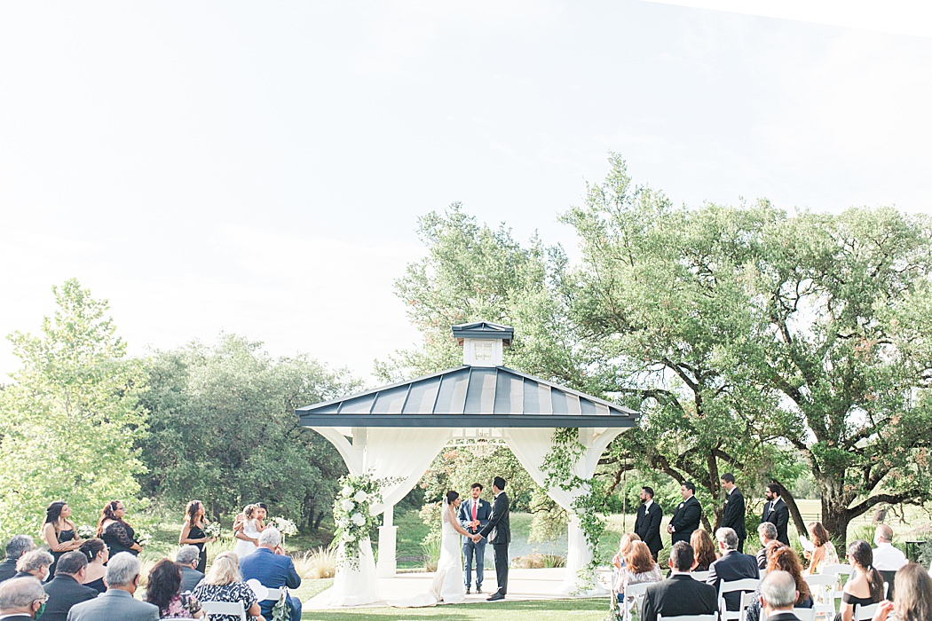 A Black and White Summer wedding at Kendall Point venue in Boerne Texas 0073
