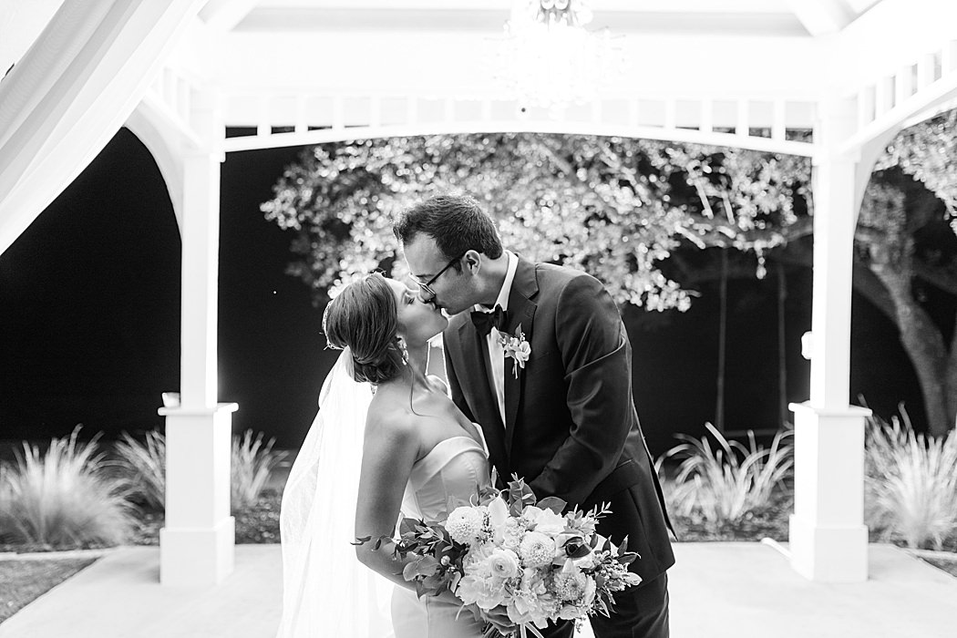 A Black and White Summer wedding at Kendall Point venue in Boerne Texas 0138