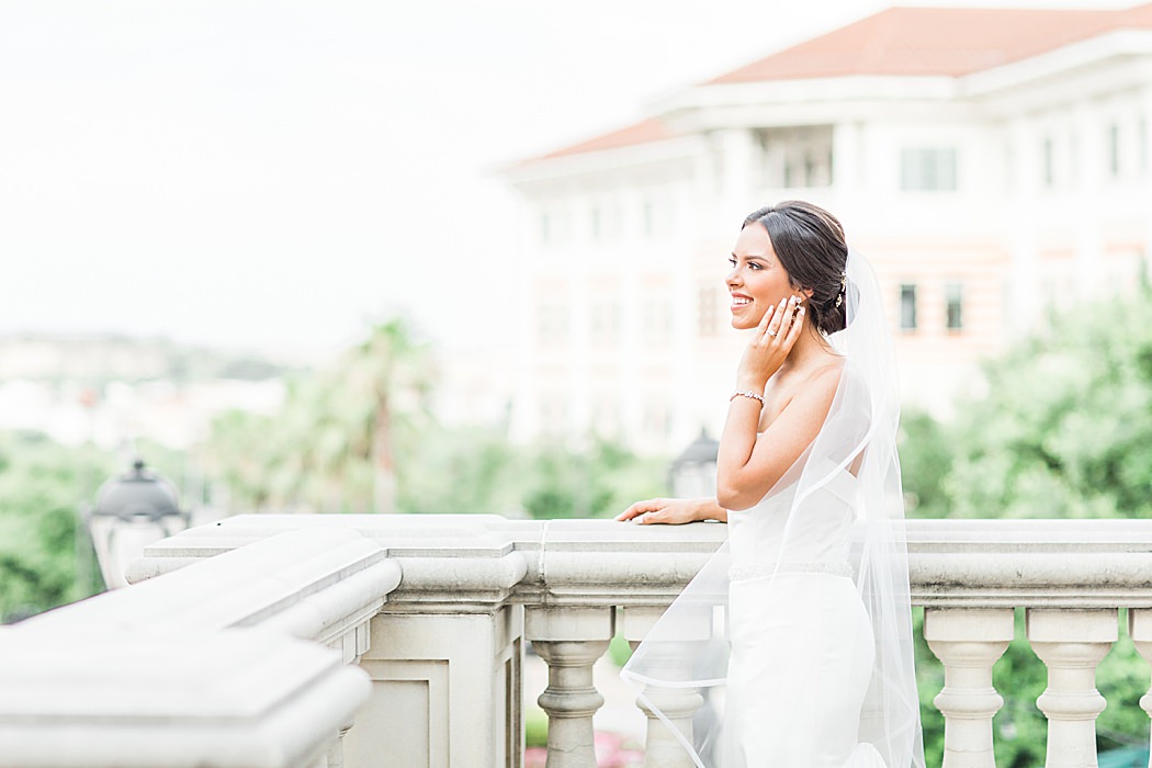 Bridal wedding Photos at The Eilan Hotel in San Antonio Texas By Allison Jeffers Photography 0024