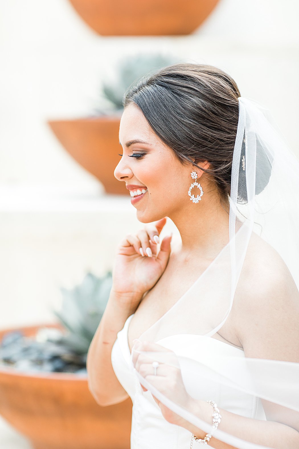 Bridal wedding Photos at The Eilan Hotel in San Antonio Texas By Allison Jeffers Photography 0031