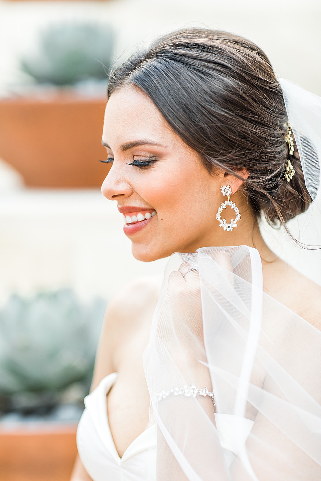 Bridal wedding Photos at The Eilan Hotel in San Antonio Texas By Allison Jeffers Photography 0033