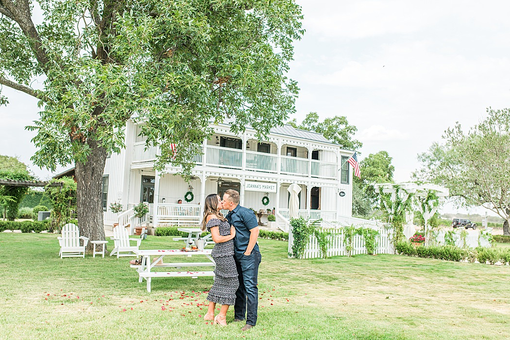 Surprise Proposal at Signor Vineyards in Fredericksburg Texas By Allison Jeffers Photography 0023