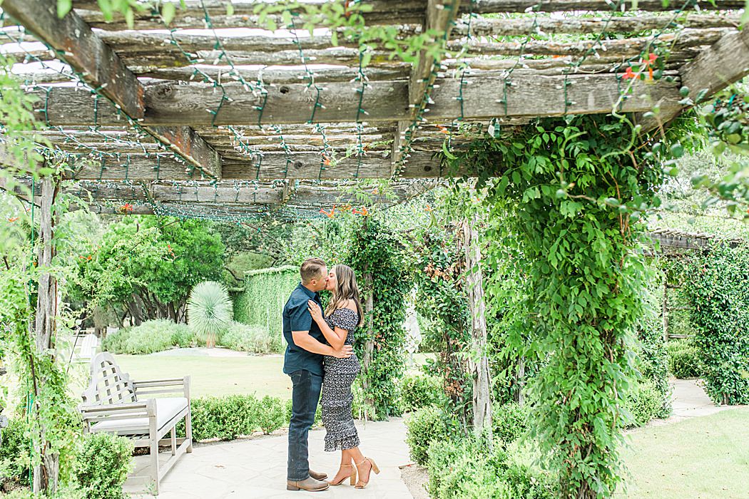 Surprise Proposal at Signor Vineyards in Fredericksburg Texas By Allison Jeffers Photography 0036