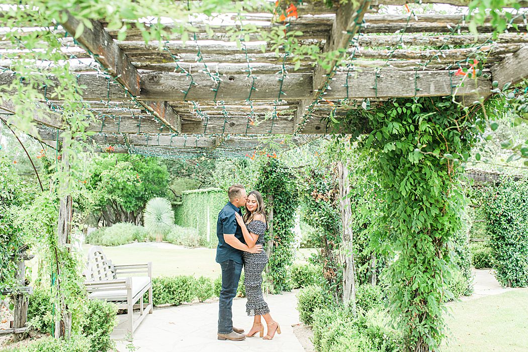 Surprise Proposal at Signor Vineyards in Fredericksburg Texas By Allison Jeffers Photography 0037