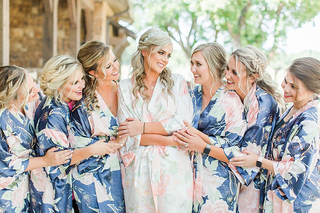 Summer Wedding at The Lodge at Country Inn Cottages in Fredericksburg Texas by Allison Jeffers Photography 0016