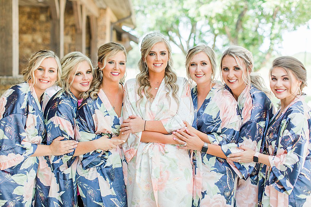 Summer Wedding at The Lodge at Country Inn Cottages in Fredericksburg Texas by Allison Jeffers Photography 0142