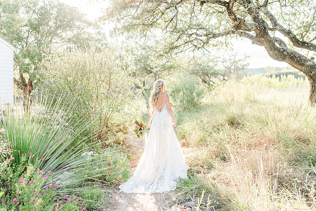Summer Bridal Session at Contigo Ranch in Frederickburg Texas by Allison Jeffers Photography 0009