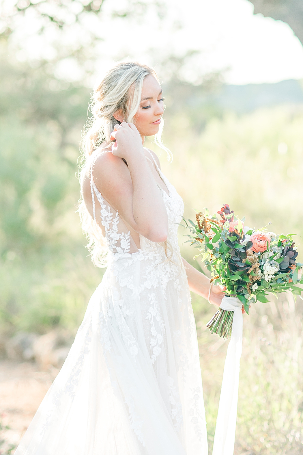 Summer Bridal Session at Contigo Ranch in Frederickburg Texas by Allison Jeffers Photography 0015