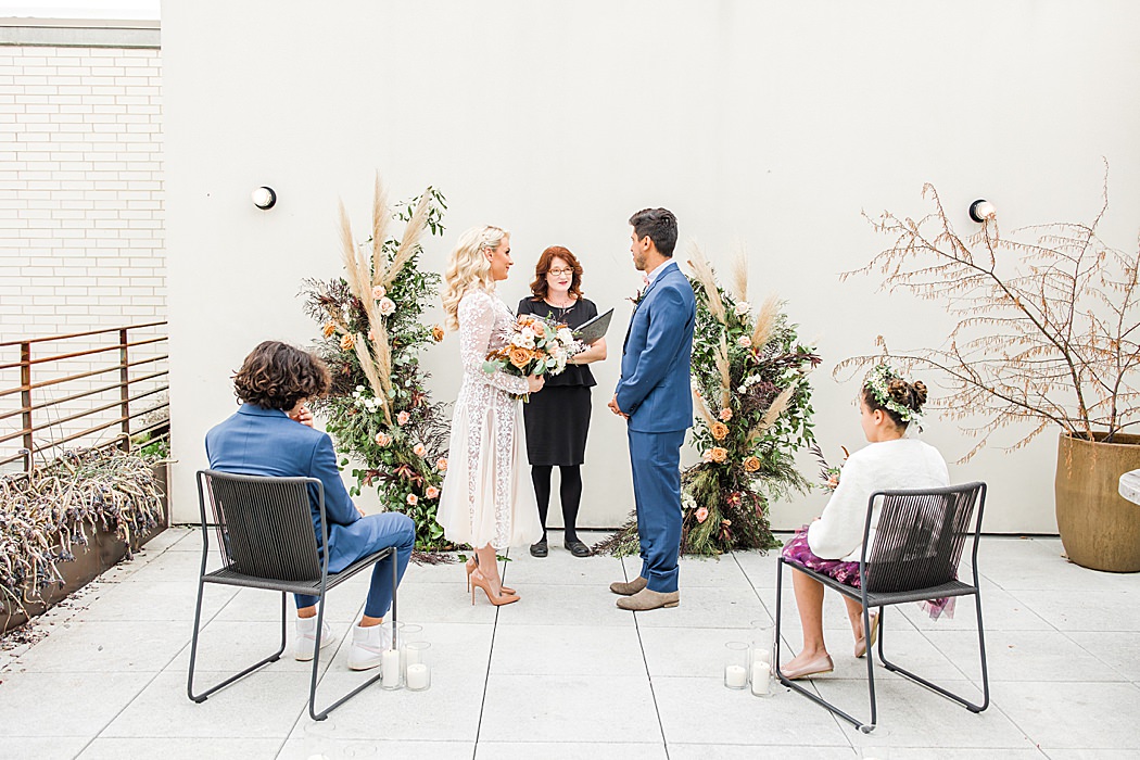 An intimate elopement wedding at South Congress Hotel in Downtown Austin by Allison Jeffers Wedding Photography 0023