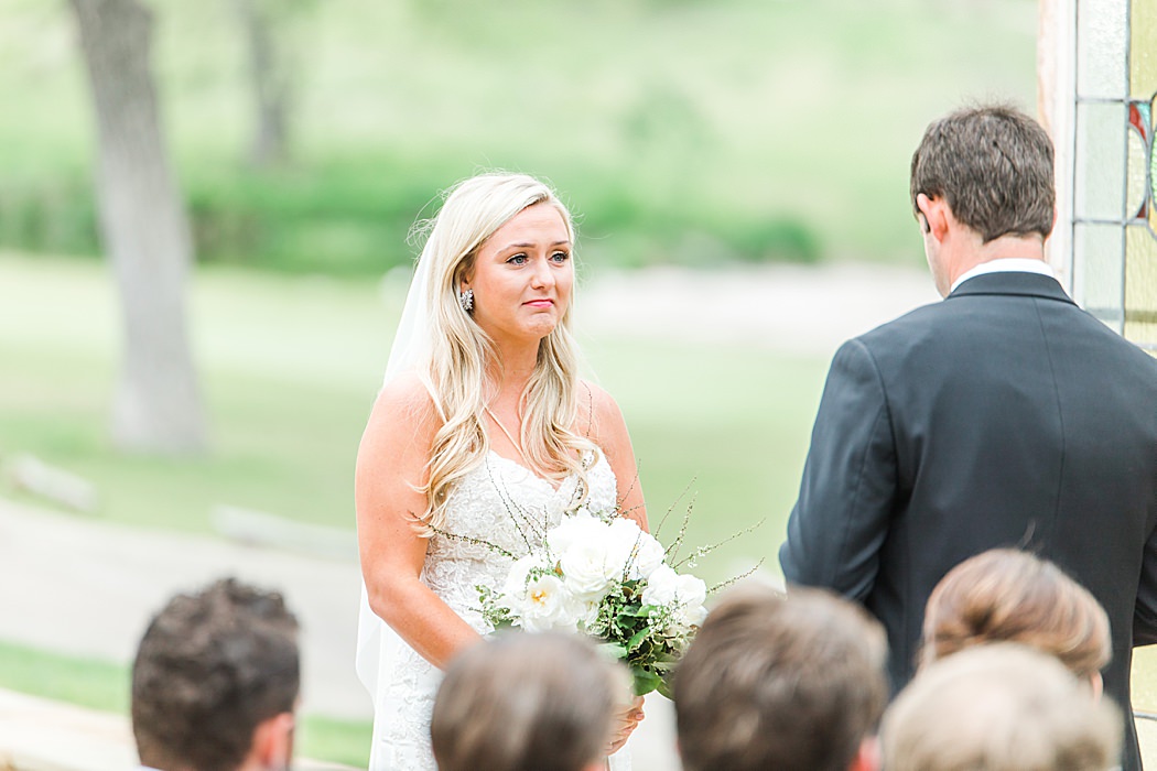 A Horseshoe Bay Wedding at Escondido Golf and Lake Club by Allison Jeffers Photography 0047