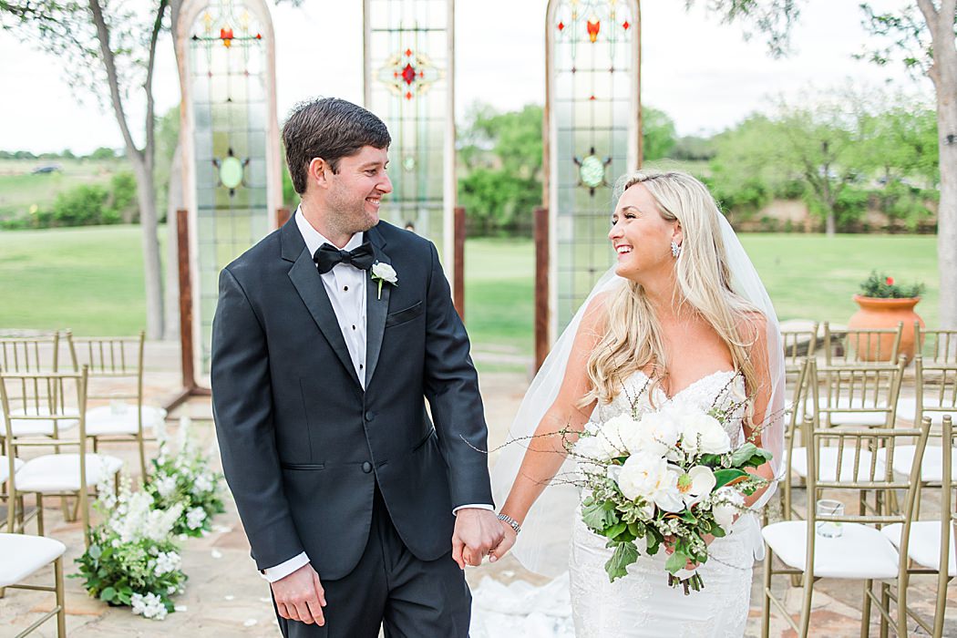 A Horseshoe Bay Wedding at Escondido Golf and Lake Club by Allison Jeffers Photography 0071