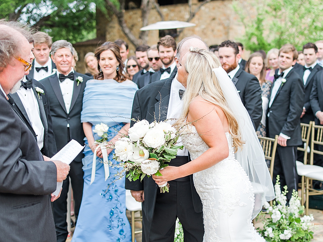 A Horseshoe Bay Wedding at Escondido Golf and Lake Club by Allison Jeffers Photography 0120