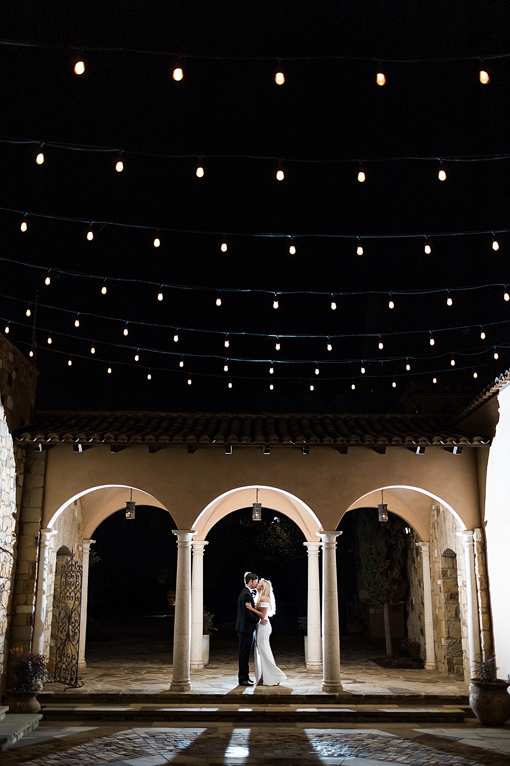 A Horseshoe Bay Wedding at Escondido Golf and Lake Club by Allison Jeffers Photography 0123